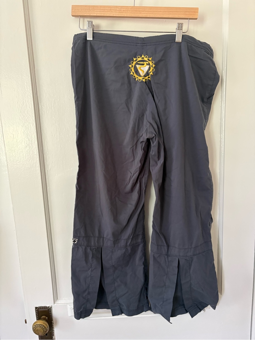 Rare Find Vintage XL Be Present Chakra Yoga Pants